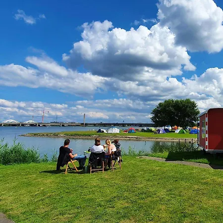 Campingplatz Zeeburg 3*