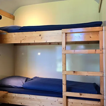 Zeeburg مكان تخييم 3*