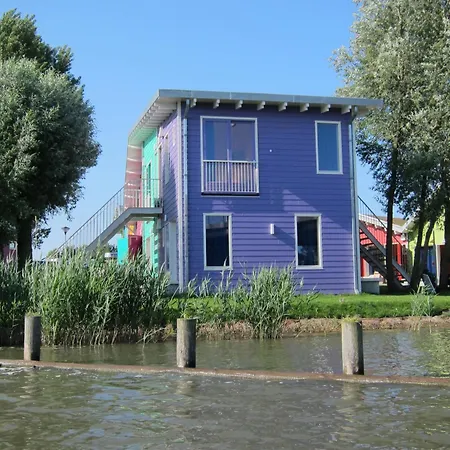 Zeeburg Campingplatz 3*