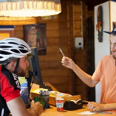 Campsite Zeeburg 3*