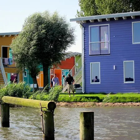 Campsite Zeeburg 3*